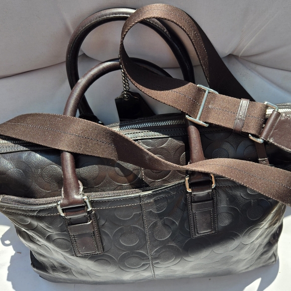 Authentic Coach Choclate Brown Embossed Leather Briefcase. No G1093- 70251 - Picture 3 of 13